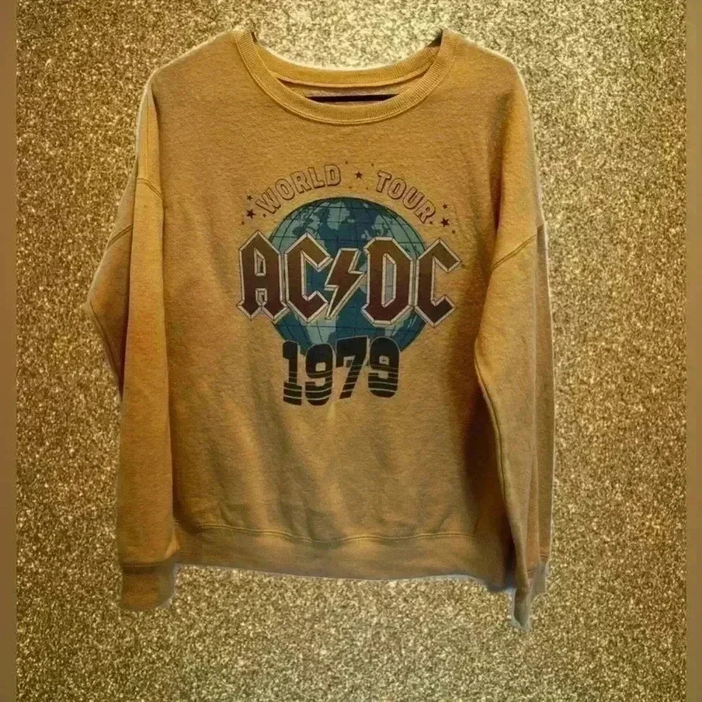 AC/DC World Tour 1979 Women’s Crew Neck Long Sleeve Sweater Yellow Size M (0468)